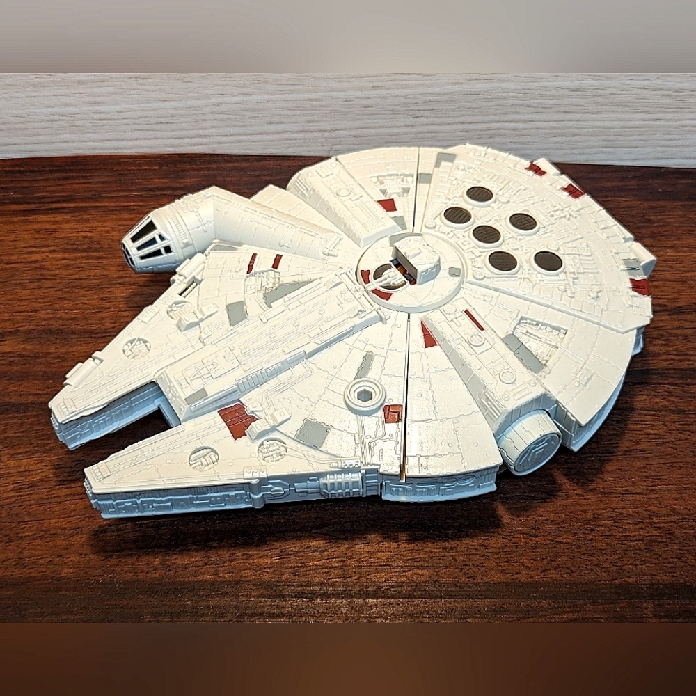 Star Wars millennium falcon micro machines Hasbro 2015 - Picture 1 of 9